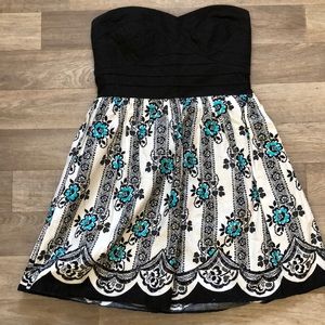 Black White B lue floral strapless sweetheart Dress 9